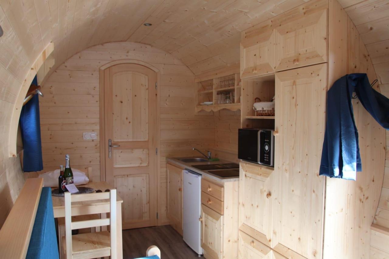 L'Insolite Jurassienne Dompierre-sur-Mont Extérieur photo
